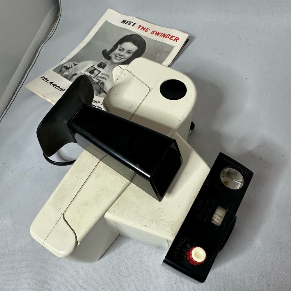 Vintage Polaroid Swinger Land Camera Model 20 - Picture 3 of 4